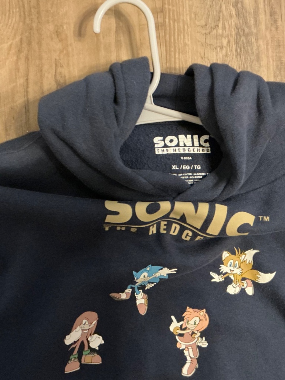 Sonic the Hedgehog collaboration pullover graphic hoodie, size XL( youth) - Picture 3 of 3